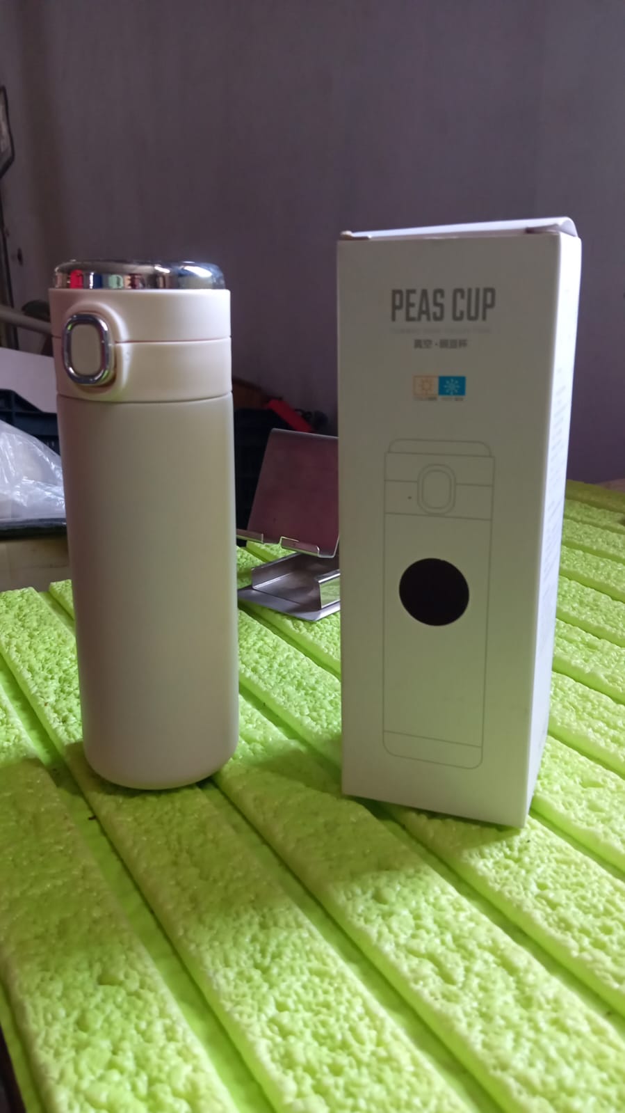 Smart Vacuum Insulated Water Bottle With Led Temperature Display