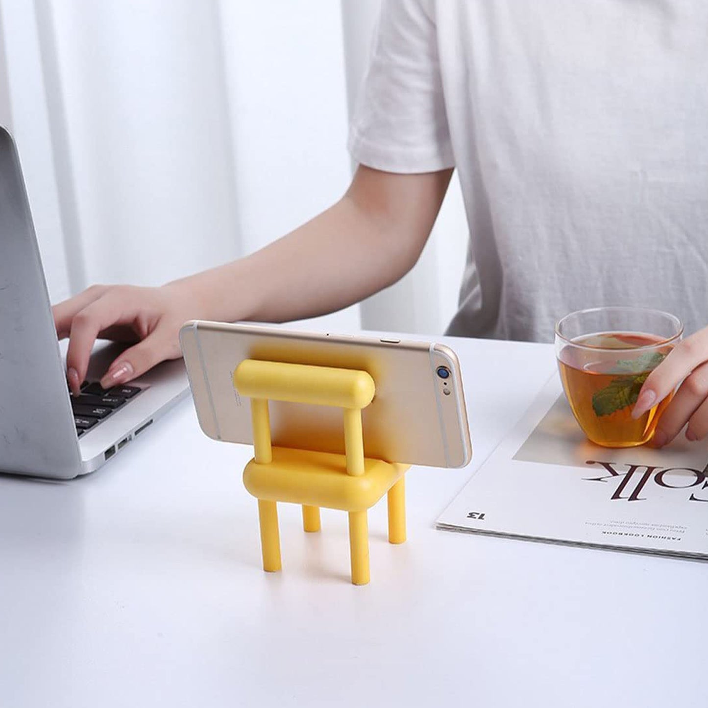Mobile Phone Holder (1 Pc)