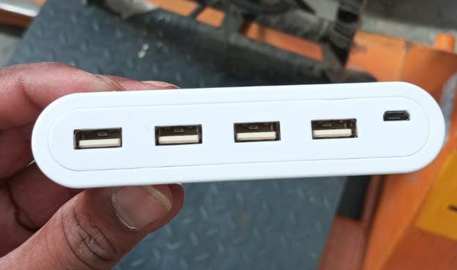 4in1 Usb Hub Charging Extension with multiple devices (1 Pc)