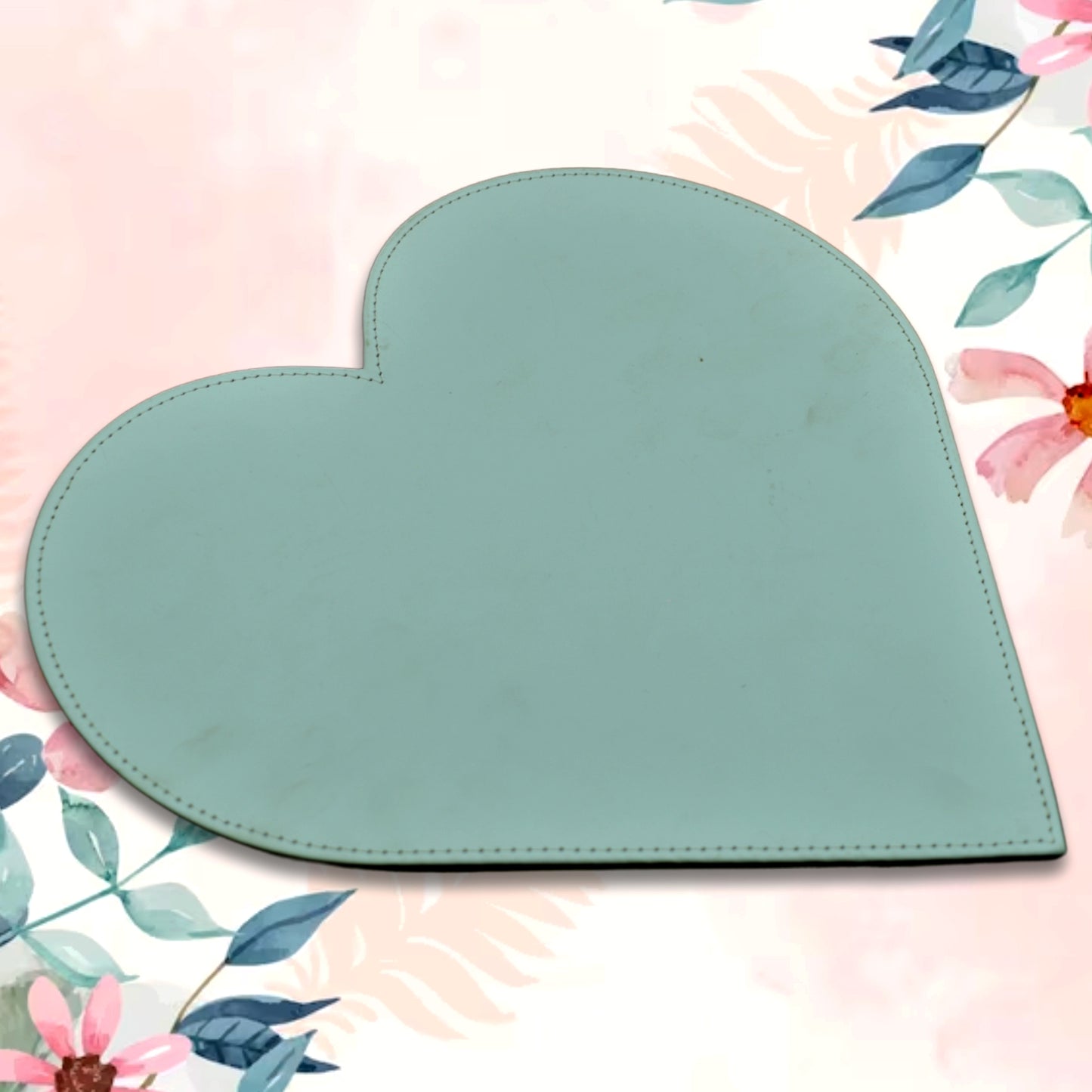 Heart Shape Board For Art And Thick Pad Of Heart Shape For Art