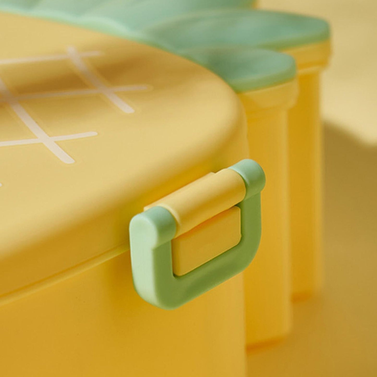 Kids Lunch Box Cute Pineapple Shaped Bento Box With Fork Spoon Snack Candy Container Microwave Portable Office Lunch Box (1 Pc  With Spoon Fork)